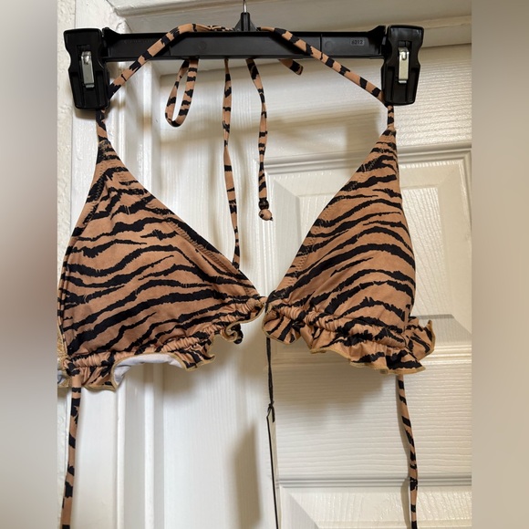 Spell & the Gypsy Banksia Animale Tiger Print Tri Bikini Top - Picture 6 of 7